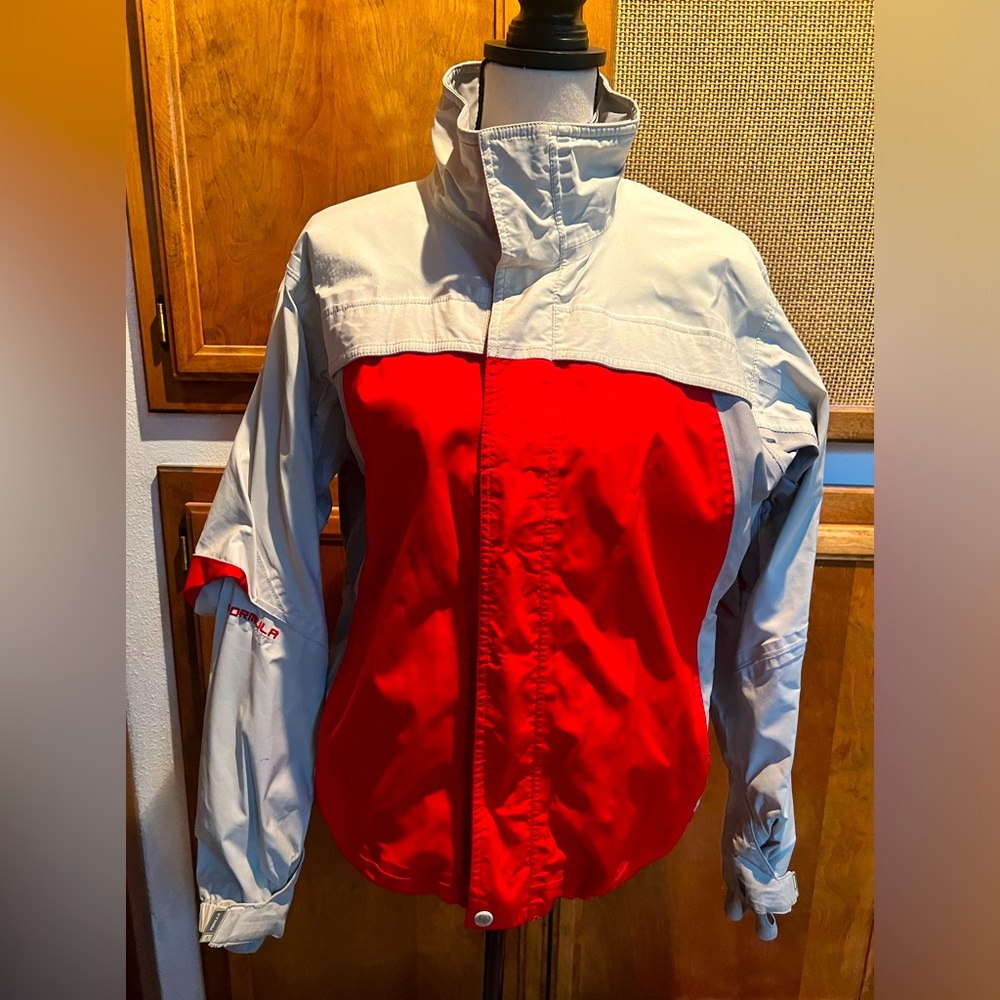 Women’s S Snowboarding Jacket. Burton.